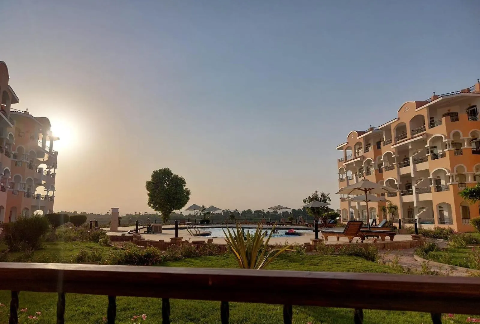 Beautiful Nile Front Apartment Luksor Egipto